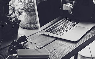 英国娱乐圈怎么样？2026年最新动态盘点：从顶流新歌到豪门恩怨