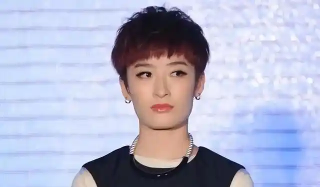 吴谨言采访事件_明星耍大牌行为_娱乐圈没人怕的明星