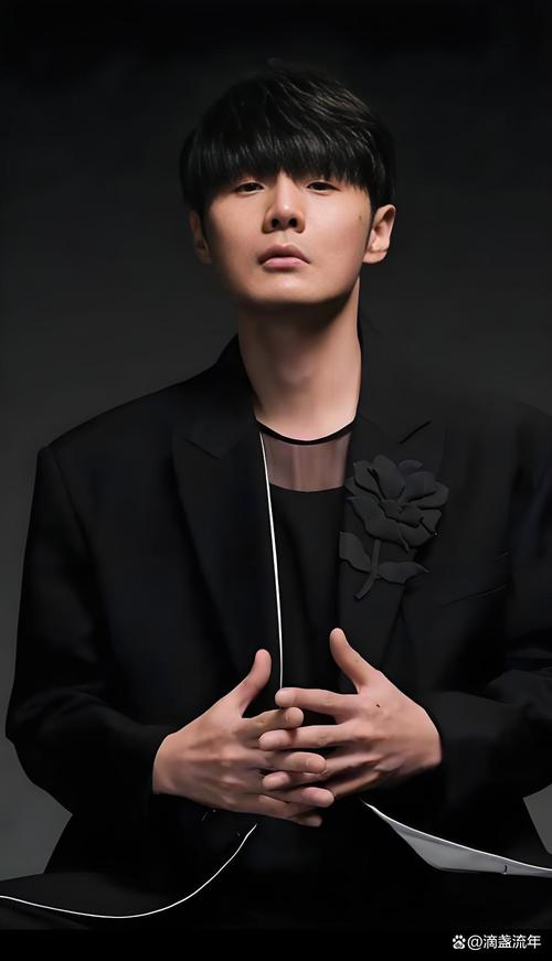 娱乐圈新闻报道_娱乐圈  新闻_整理娱乐圈新闻的书